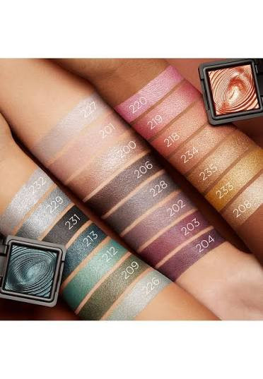 سایه چشم واتر کیکو میلانو مدل Water EyeshadoW