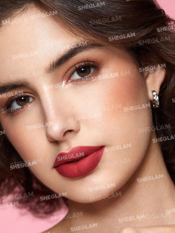 رژ لب مات شیگلم مدل Matte Allure