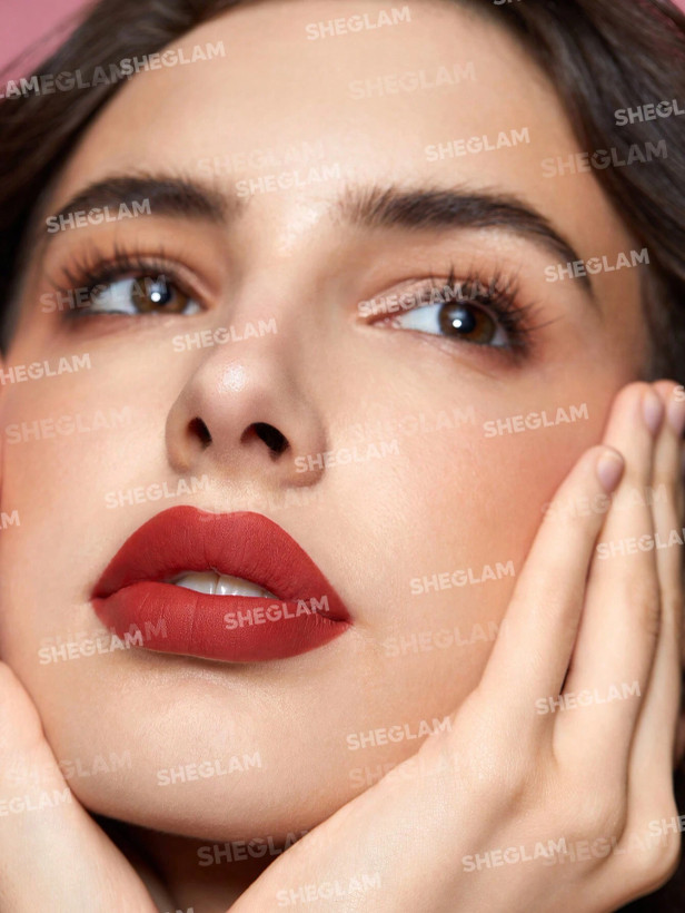 رژ لب مات شیگلم مدل Matte Allure